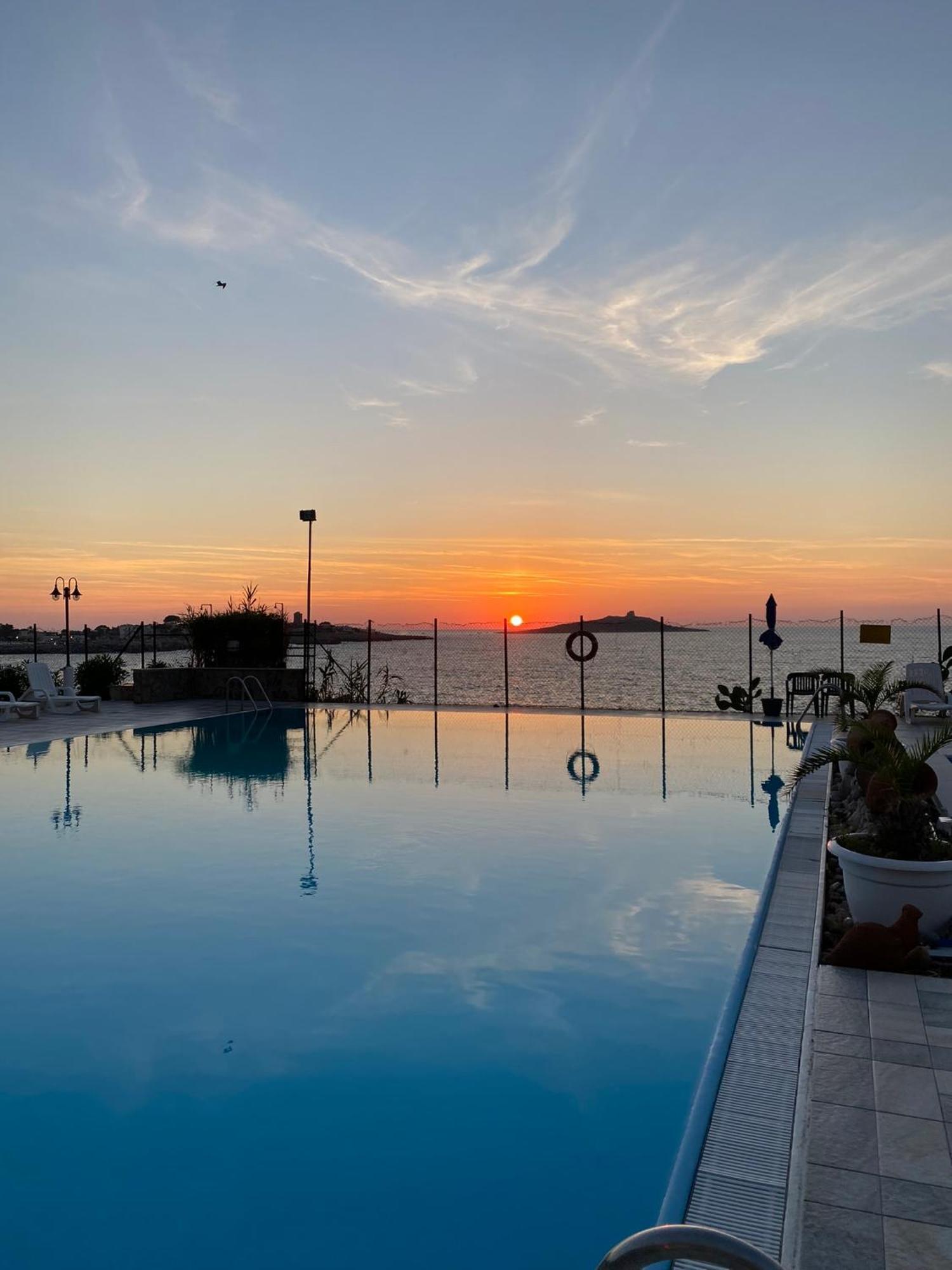 Scogliera Azzurra Hotel Isola delle Femmine Exterior photo